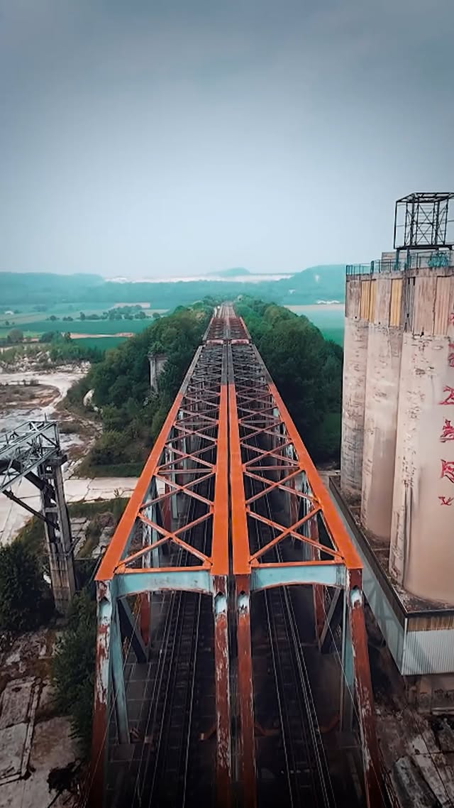 Urbex · rouille & nature